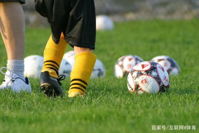 中国男篮已抵达多哈 12人名单基本敲定